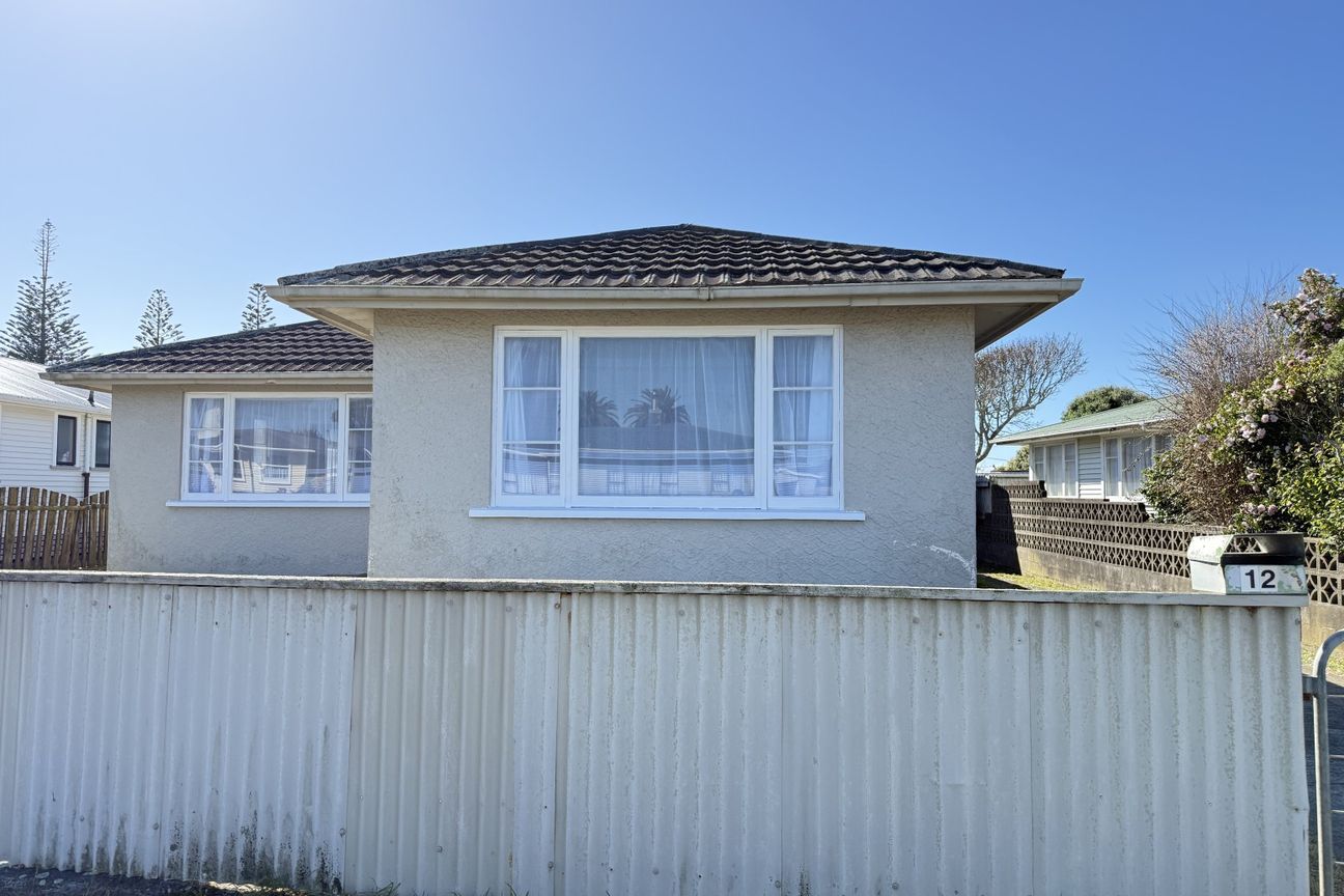 CLOSE TO BEACH & WALKWAY - Bild 2