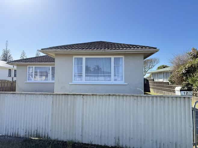 12 Hume Street, Waitara
