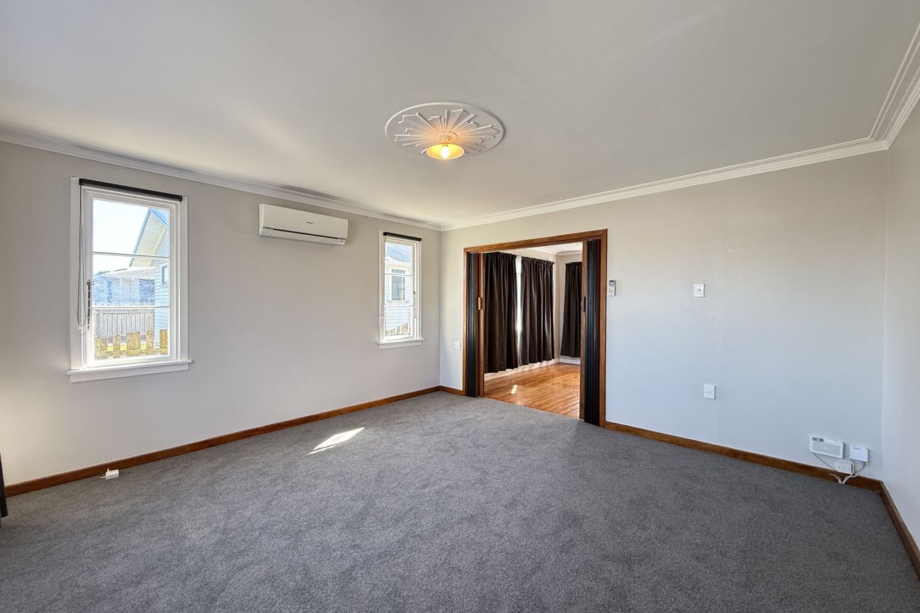 CLOSE TO BEACH & WALKWAY - Fler