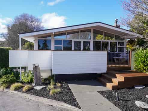 12 Hilden Place, Hilltop