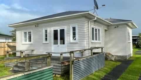 25 Caesar Roose Place, Huntly