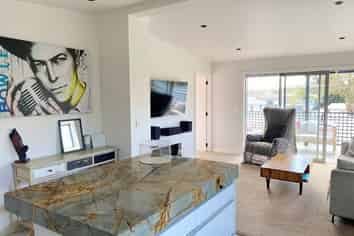 95 Brightside Road, Stanmore Bay