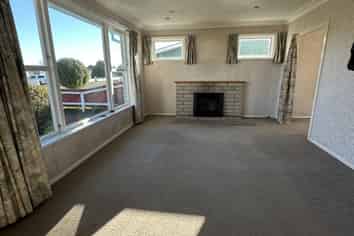 5 Weld Street , Levin