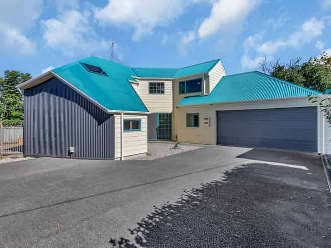 2/31 McClintock Street, Whau Valley