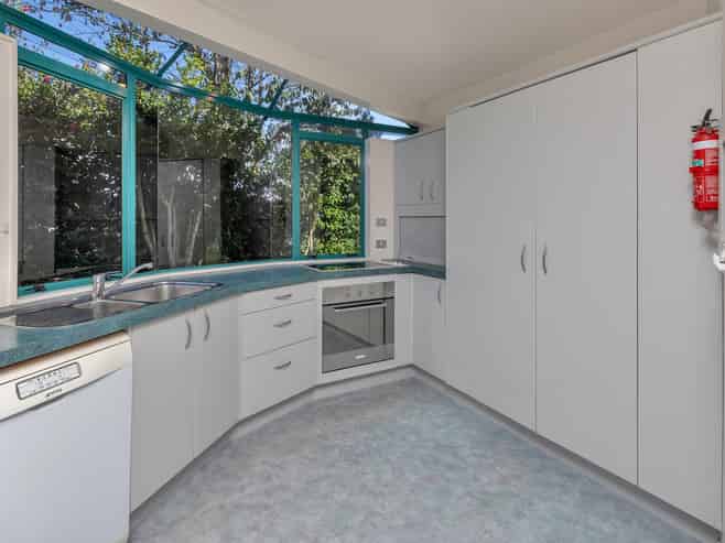 2/31 McClintock Street, Whau Valley