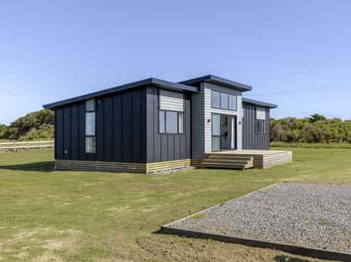 387 Tipoka Road, Opunake