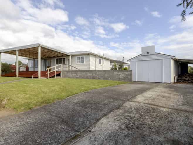 55 Banks Street, Marfell