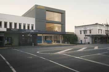 REMUERA RETAIL - OPPOSITE NEW WORLD SUPERMARKET
