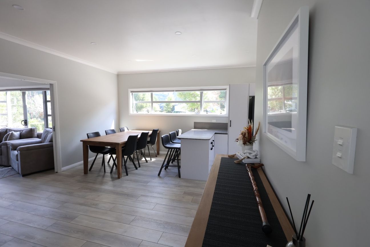 Large modern family home - Widok 5