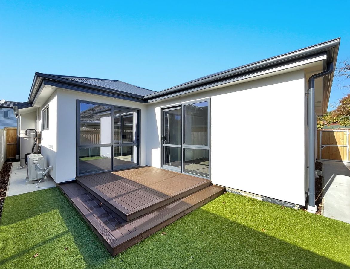 ILAM - THREE BEDROOM, SINGLE GARAGE, Ilam