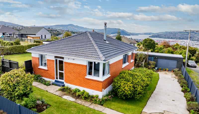 87 Riselaw Road, Calton Hill