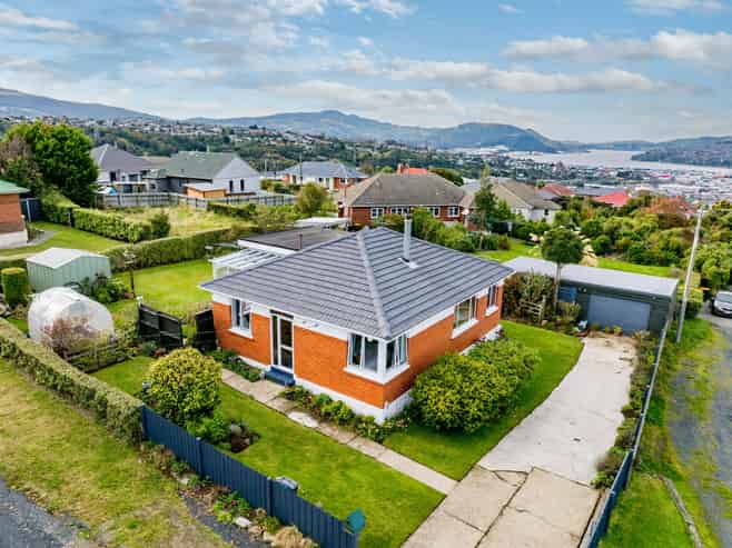 87 Riselaw Road, Calton Hill