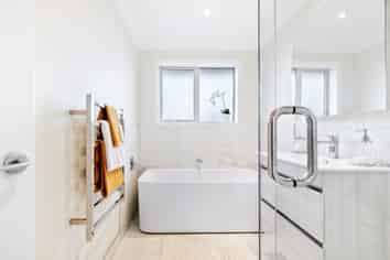 22 Brigitte View, Snells Beach