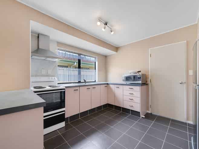 2/66 Willis Road, Papakura