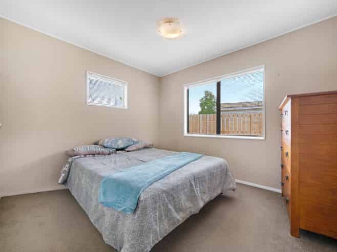 2/66 Willis Road, Papakura