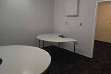 CLYDE ROAD OFFICE 83M2 WITH PARK
