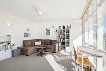 6B/19 Maida Vale Road, Roseneath