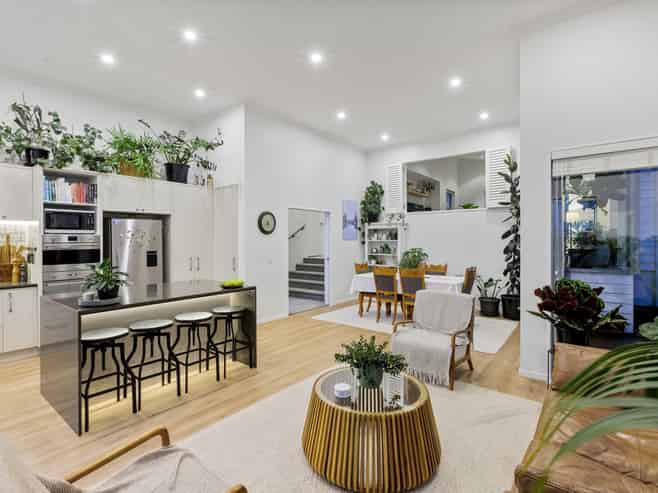 6 Fennell Crescent, Millwater