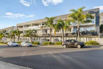 109/17 Link Crescent, Stanmore Bay