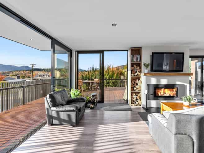 148 Warren Street, Wanaka