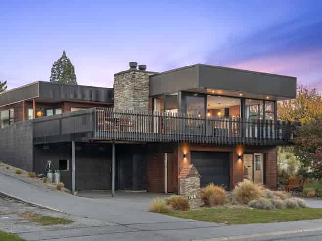 148 Warren Street, Wanaka