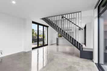 1/899 Ferry Road, FERRYMEAD