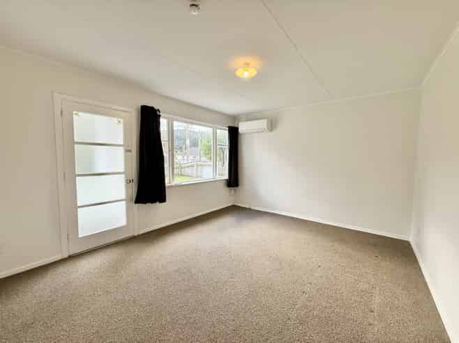 19 Wood Street, Wainuiomata
