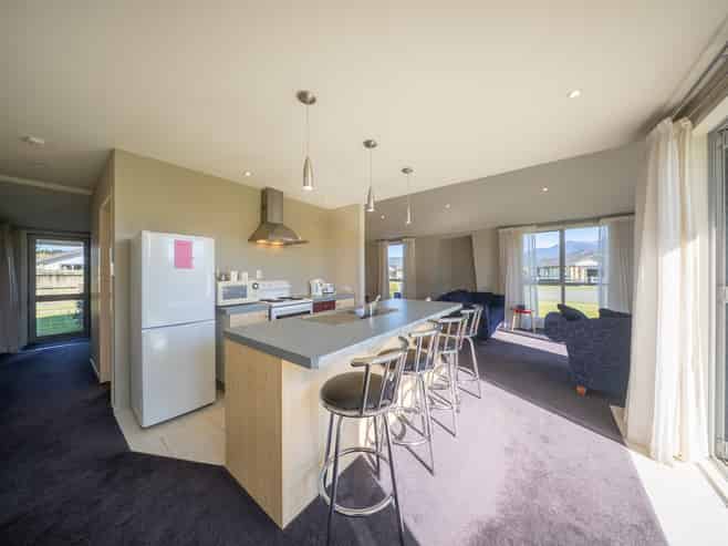 25 Pop Andrew Drive, Te Anau