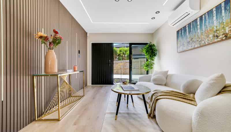 5/209 Buckland Road, Mangere East