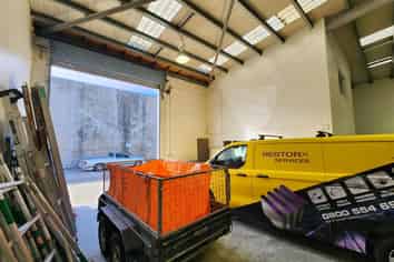 Modern Industrial Unit with Office