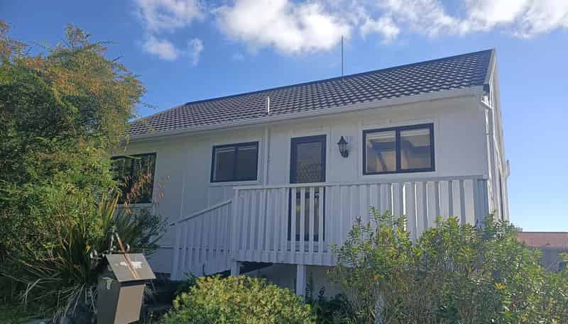  16 Newman Drive, Enner Glynn