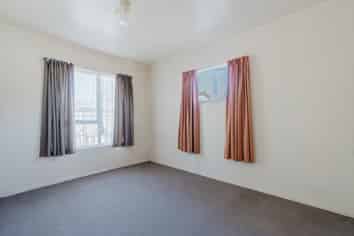 57 McKay Drive, Temple View