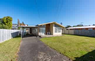 57 McKay Drive, Temple View