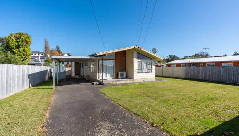 57 McKay Drive, Temple View