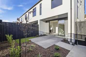 8/157 Mackenzie Avenue, Woolston