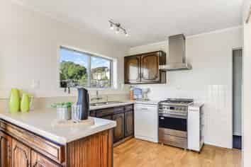 5 Amanda Avenue, Dinsdale