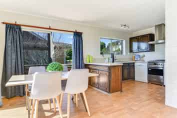 5 Amanda Avenue, Dinsdale
