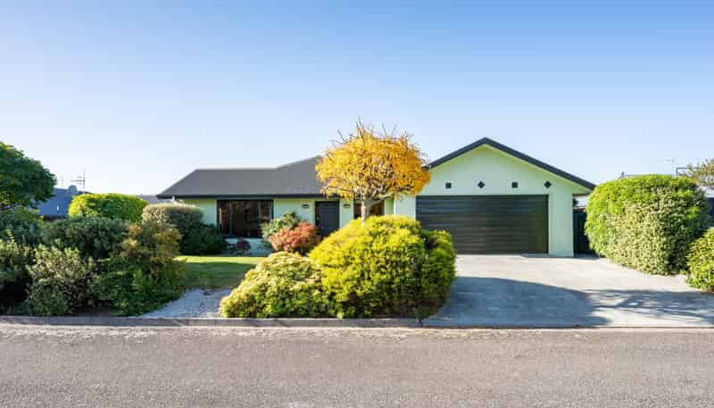 3 William Palmer Place, Brightwater