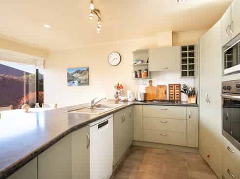 3 William Palmer Place, Brightwater