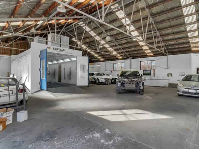 Sydenham workshop & office with profile 