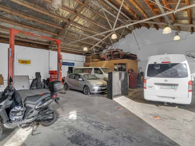 Sydenham workshop & office with profile 