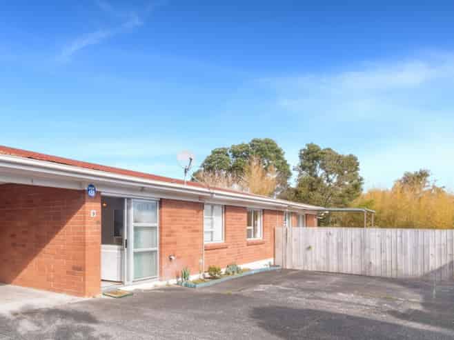 2/17 Islington Avenue, New Lynn
