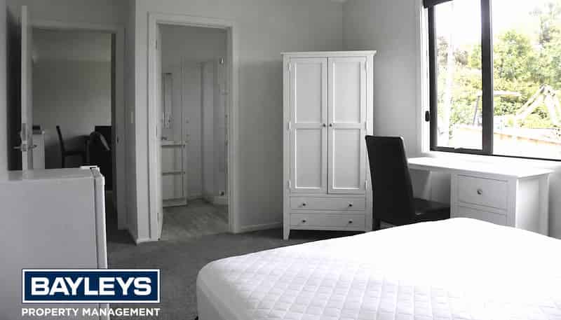 Flat B, Rm/80 Manor Place, Dunedin Central