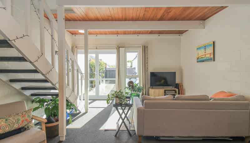 7/11 Pitarua St, Thorndon
