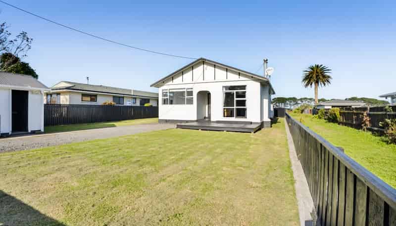 121 Ihaia Road, Opunake