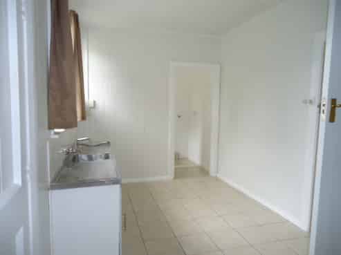 B/106 Randwick Road, Moera