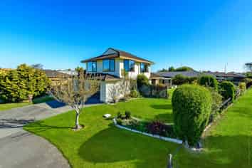 32 Ben Nevis Drive, Broomfield