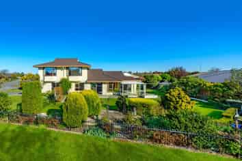 32 Ben Nevis Drive, Broomfield