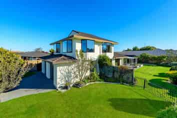 32 Ben Nevis Drive, Broomfield