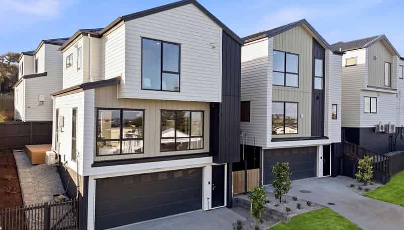 2/7 Sycamore Drive, Sunnynook